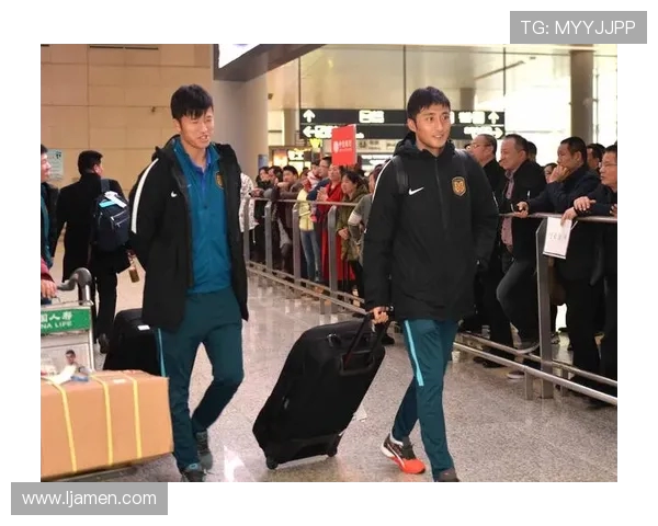 南京足球队在杯赛积分榜上以76分稳居第一名展现强劲实力 南京足球队在杯赛积分榜上以76分稳居第一名展现强劲实力