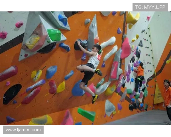 深圳极限运动嘉年华评析：攀岩队意识表现与团队精神的完美结合