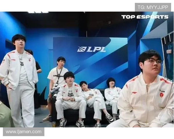 赛后复盘：深入分析FPX与IG对决中的战术与技术细节