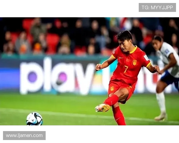 2010东亚杯中国队与韩国队激战回顾与精彩瞬间分析